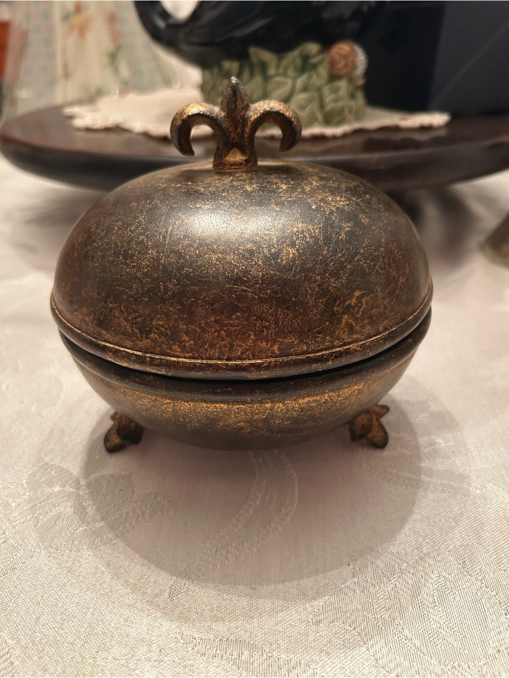 Vintage spade detail wooden bowl gold crackle paint